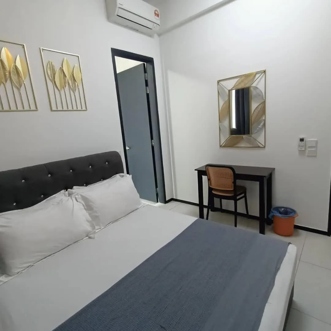 Urban Suites Georgetown Penang - Affordable - Luxurious Stay With Sea & Georgetown Views By Qistina Jelutong