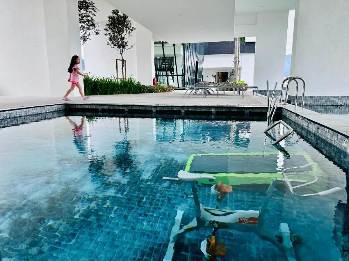 Appartement Urban Suites Georgetown Penang - Affordable - Luxurious Stay With Sea & Georgetown Views By Qistina Jelutong