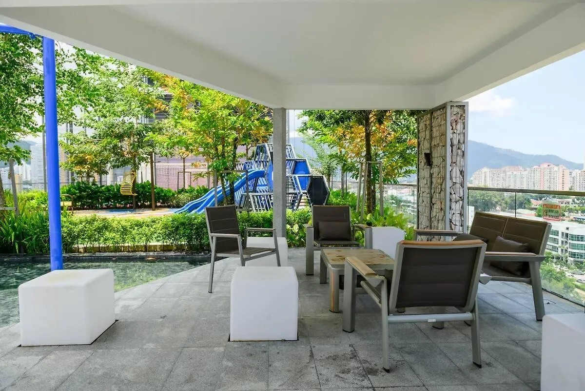 Appartement Urban Suites Georgetown Penang - Affordable - Luxurious Stay With Sea & Georgetown Views By Qistina Jelutong Maleisië
